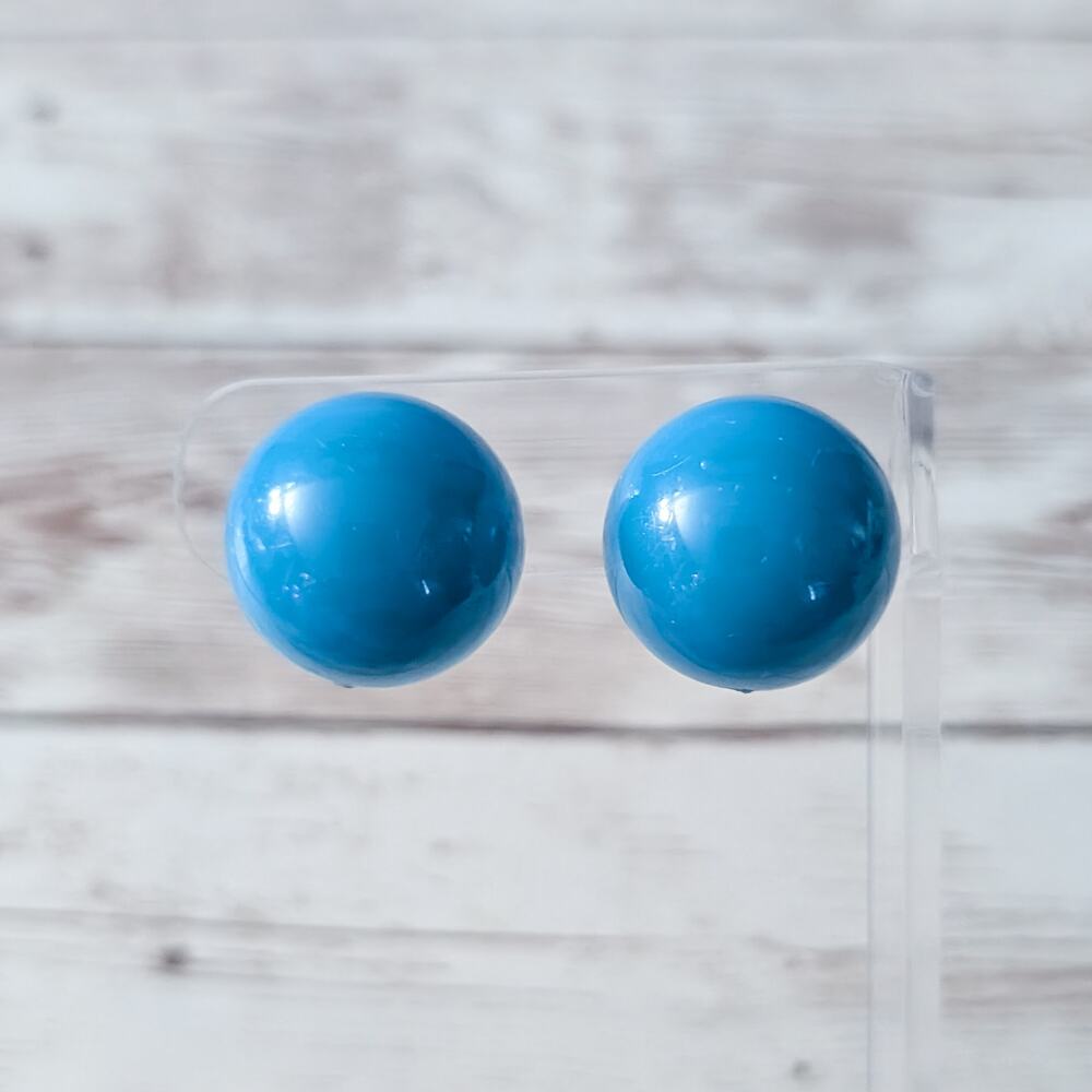 Vintage Clip On Earrings Just Under 7/8" Bright Blue Domed Circle Retro